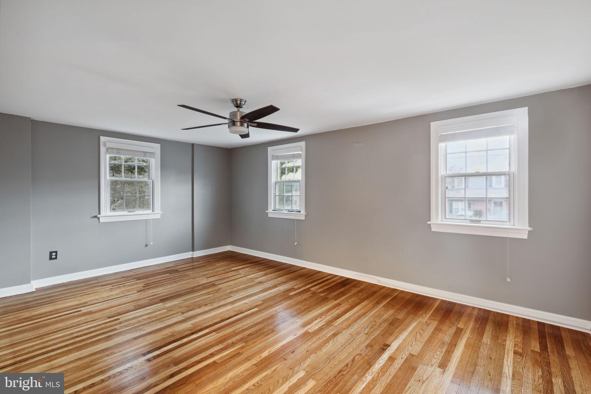 390 Grange Rd