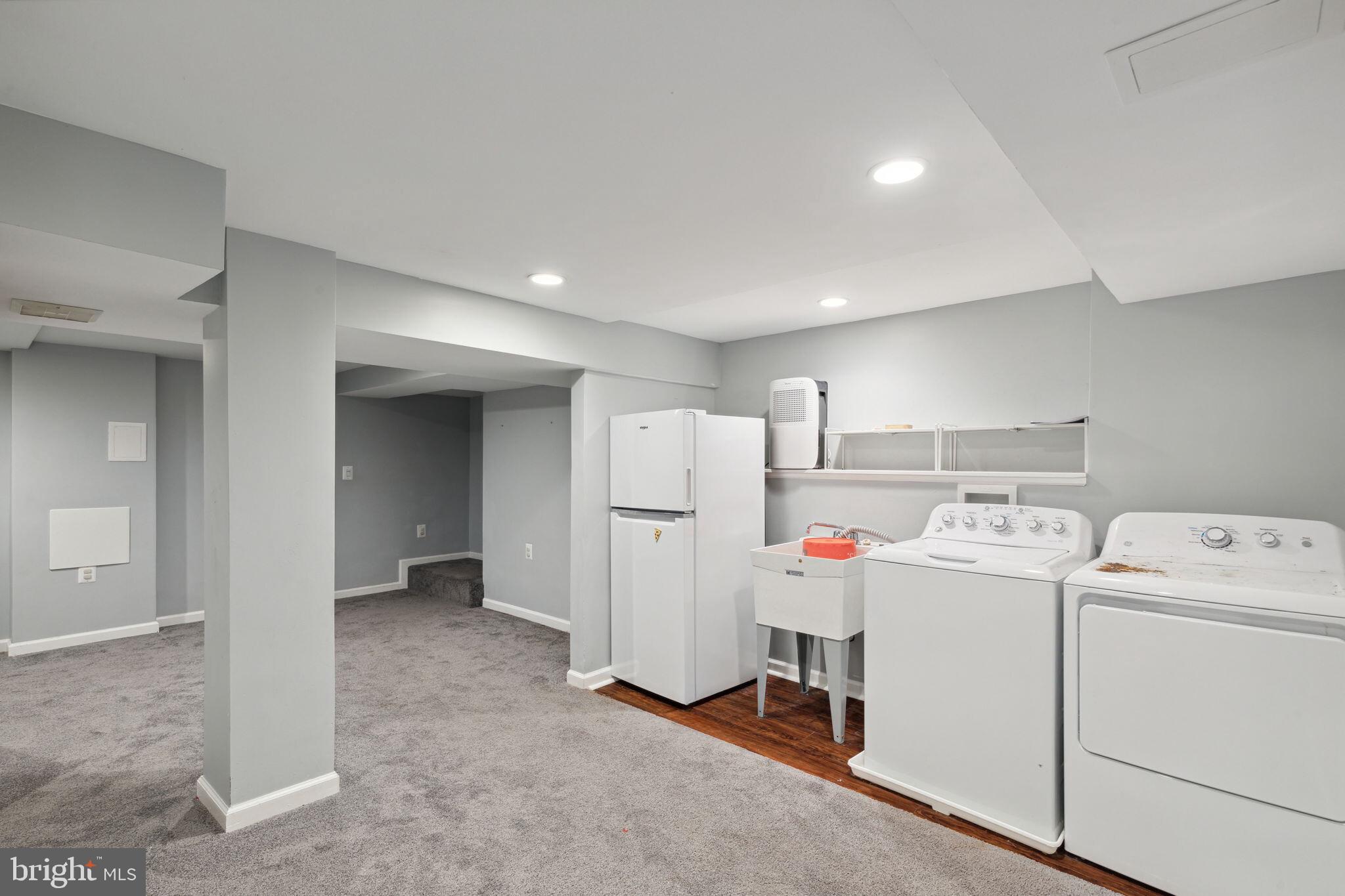 390 Grange Rd