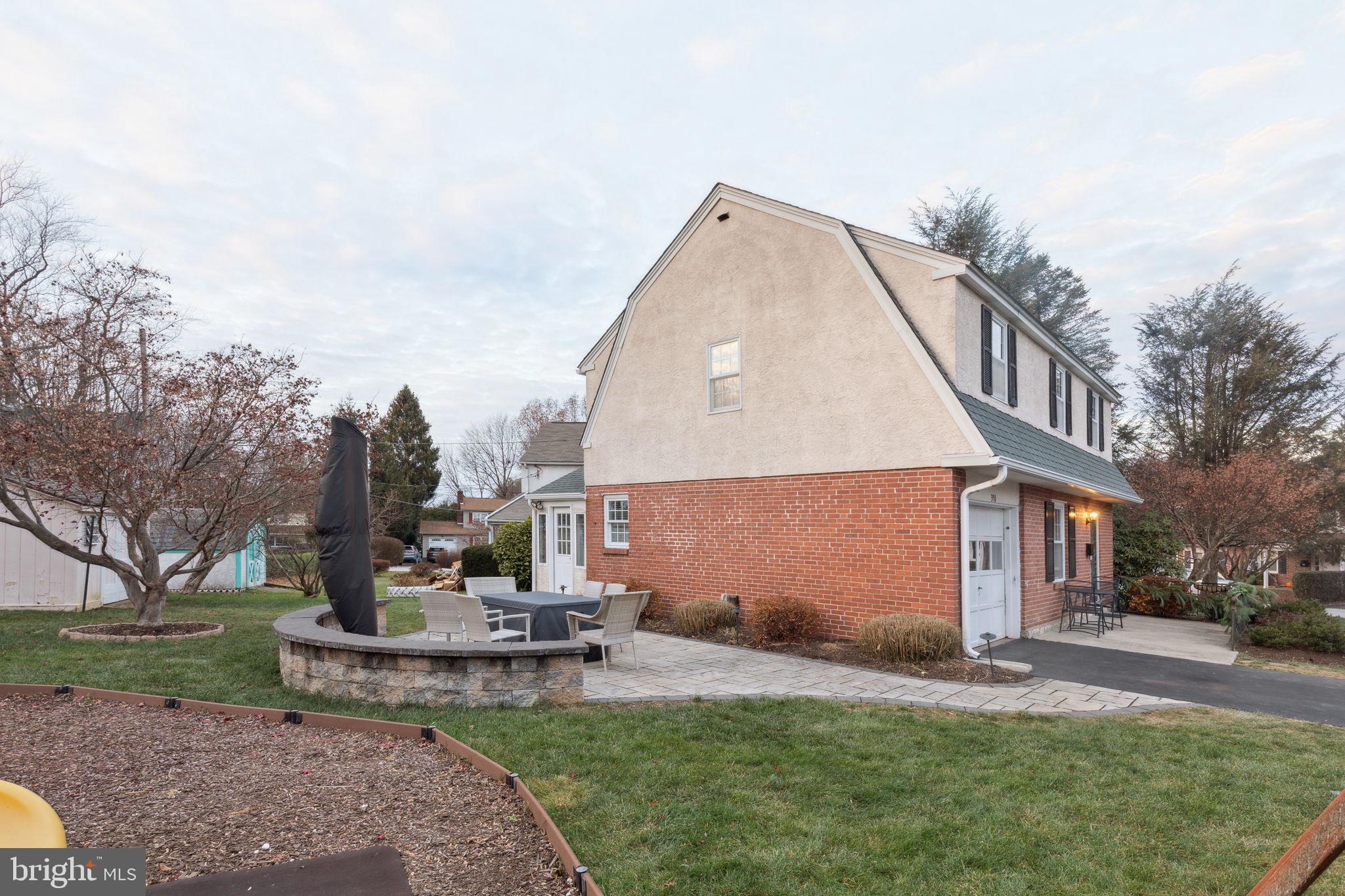 390 Grange Rd