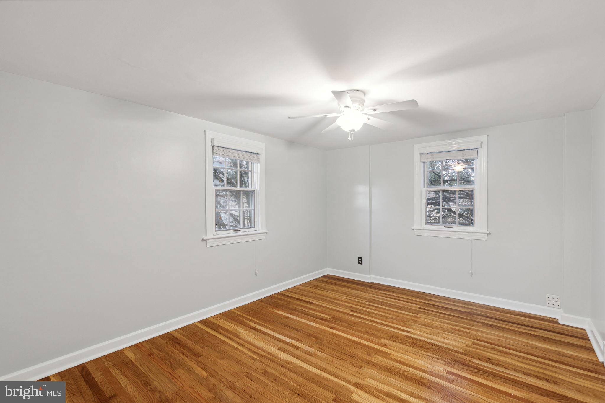 390 Grange Rd
