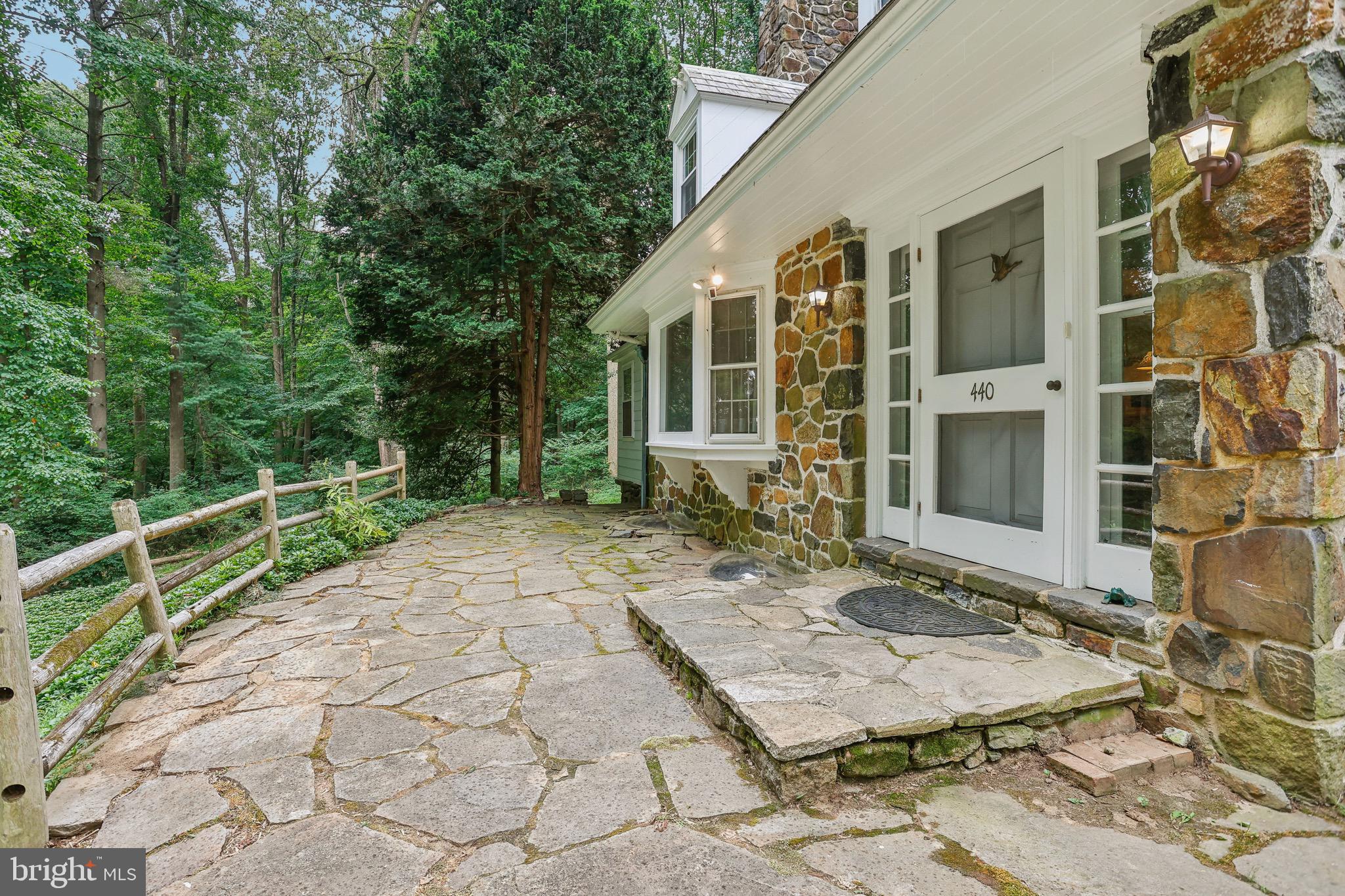 440 Lenni Rd