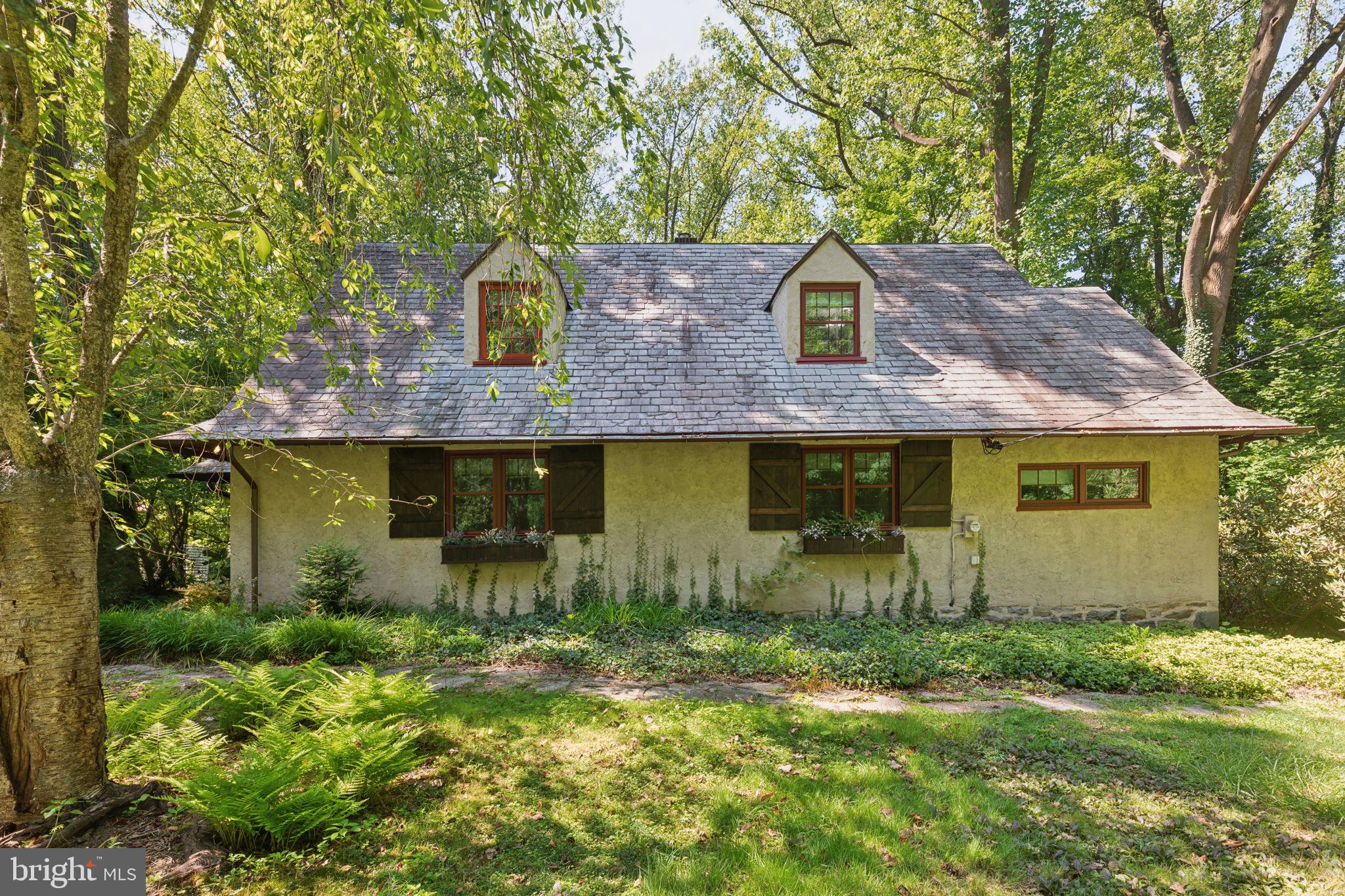 209 W Possum Hollow Rd