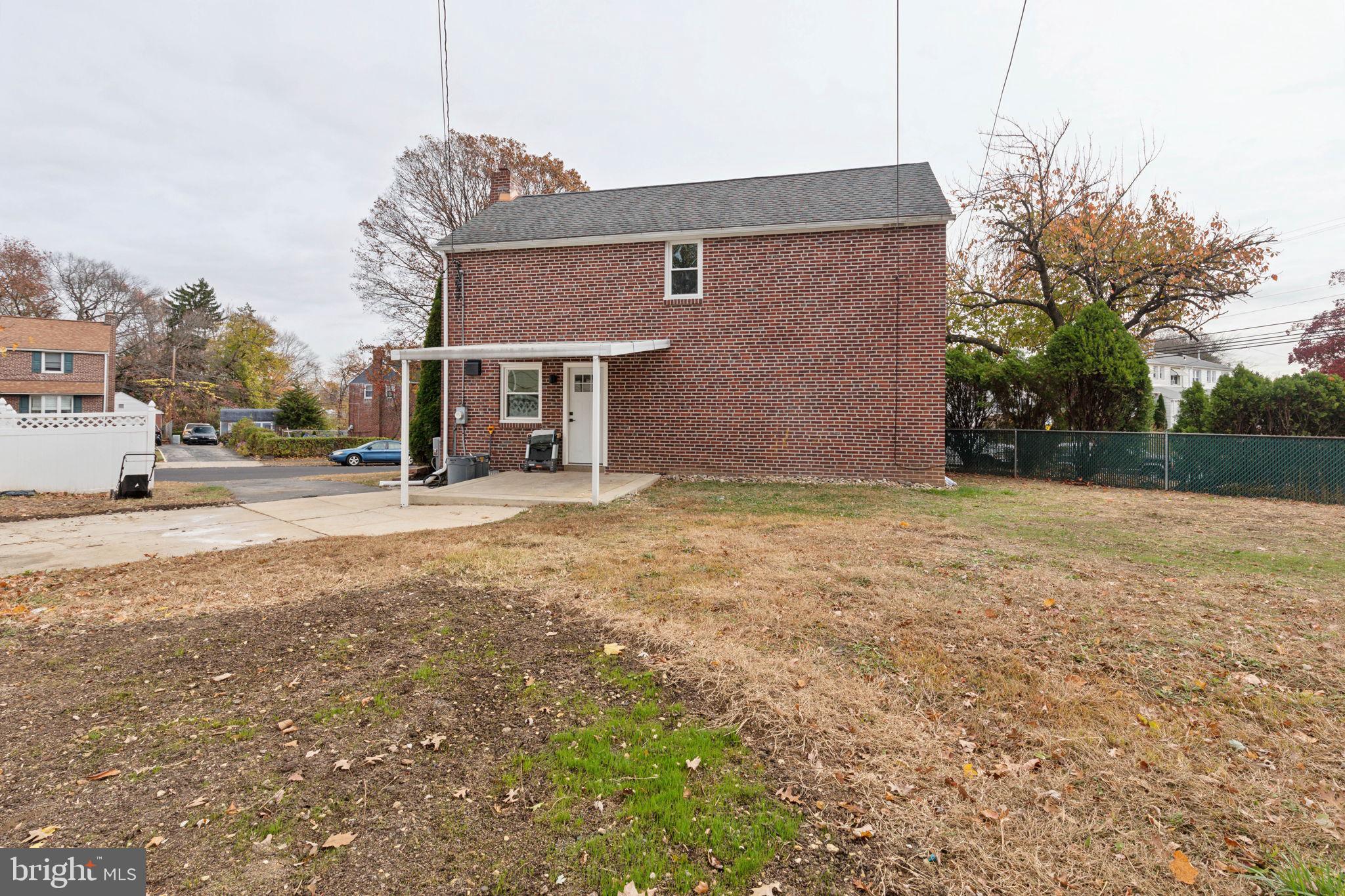 2959 Academy Ave