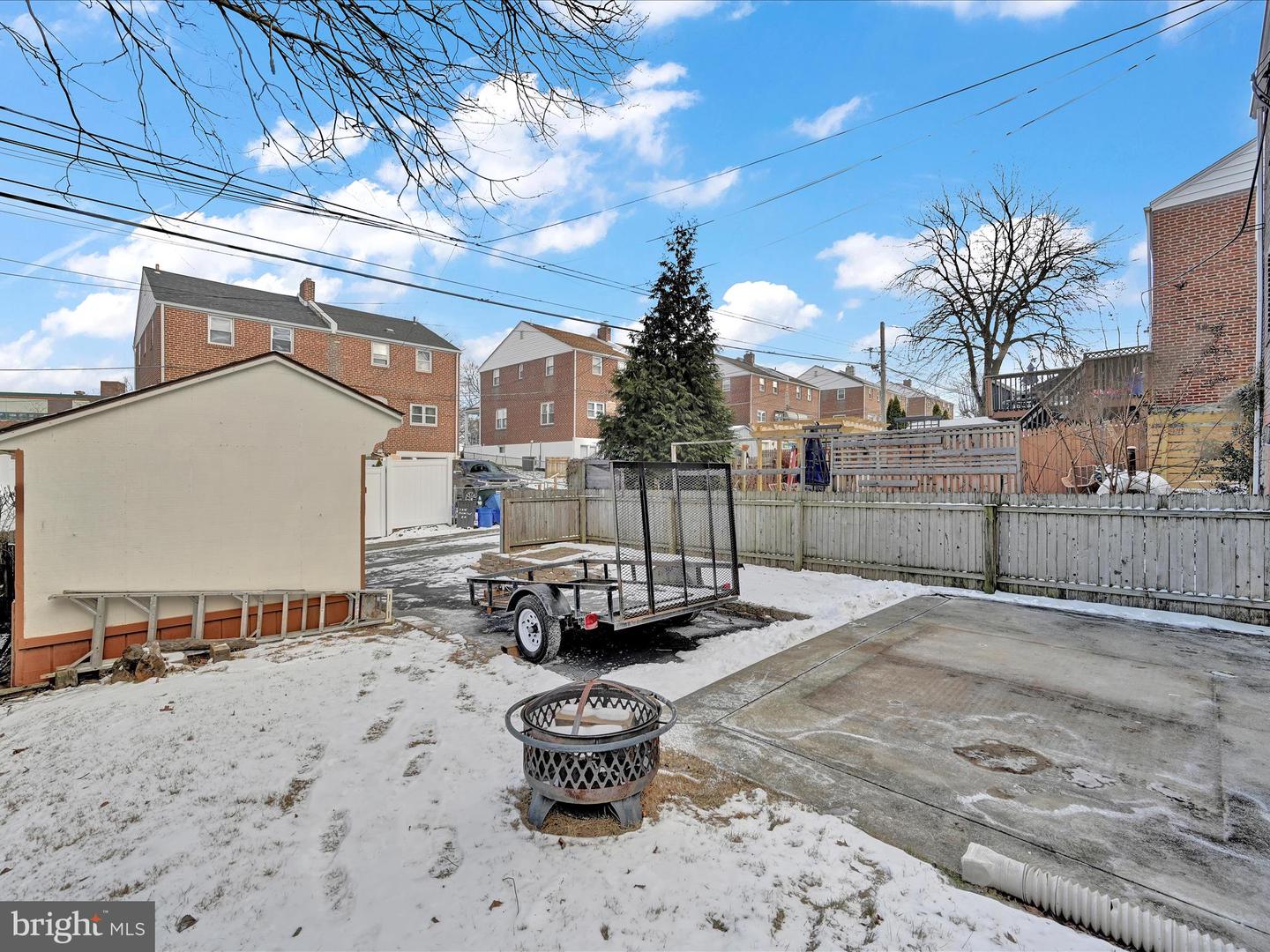 1019 Bryan St