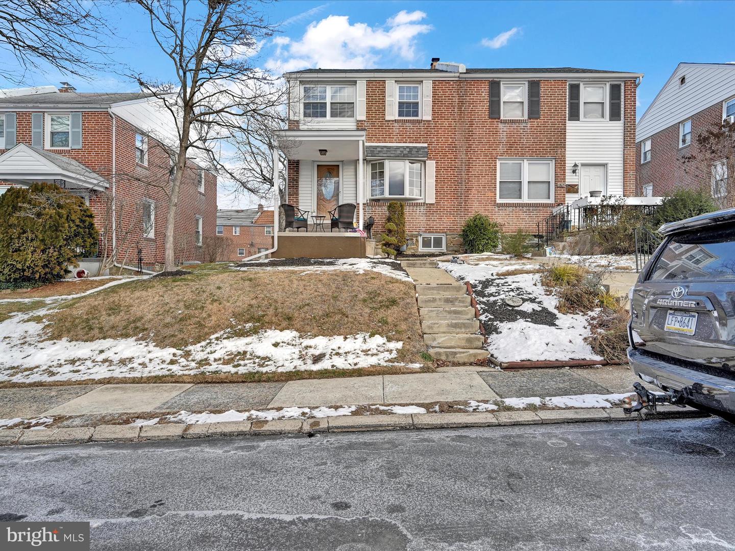 1019 Bryan St