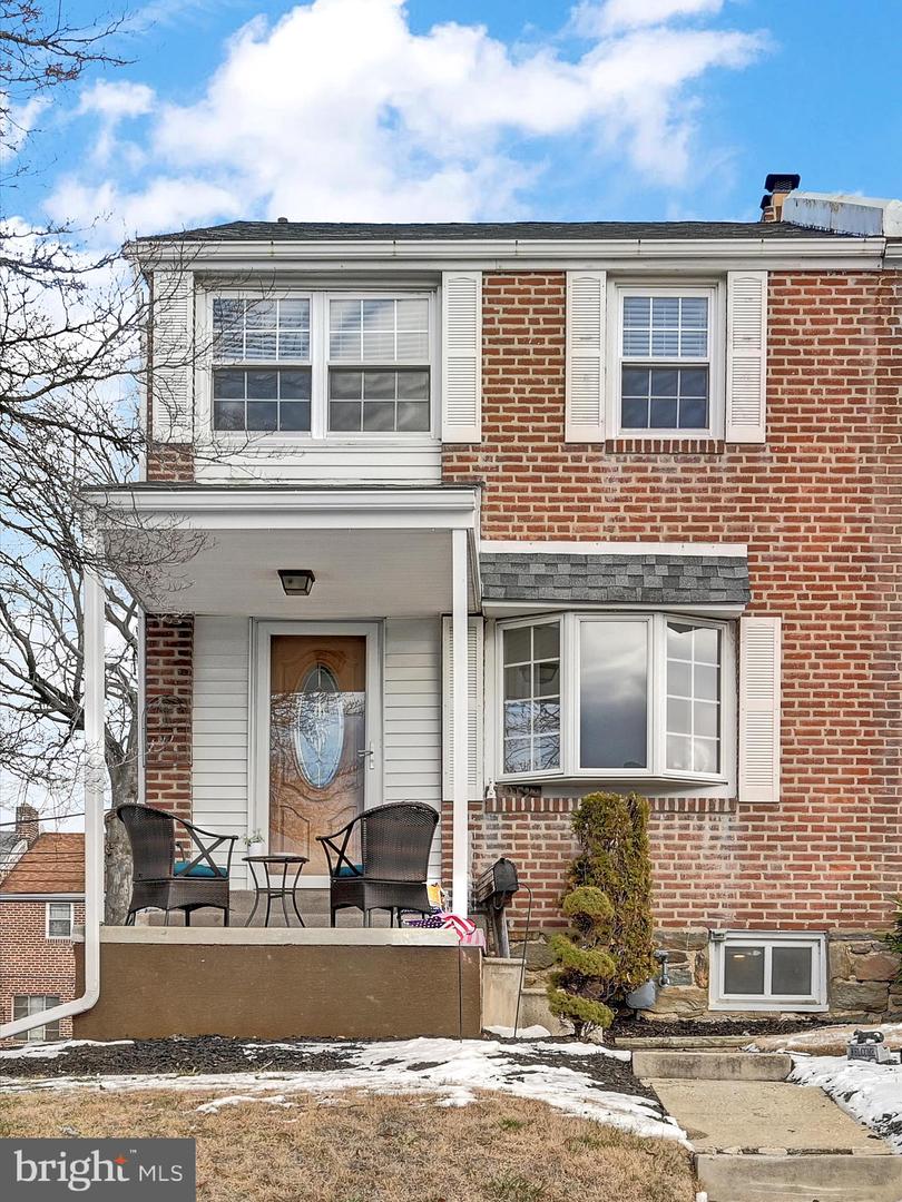 1019 Bryan St
