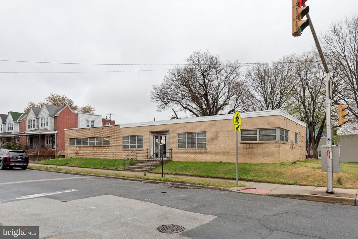 1453 Edgmont Ave