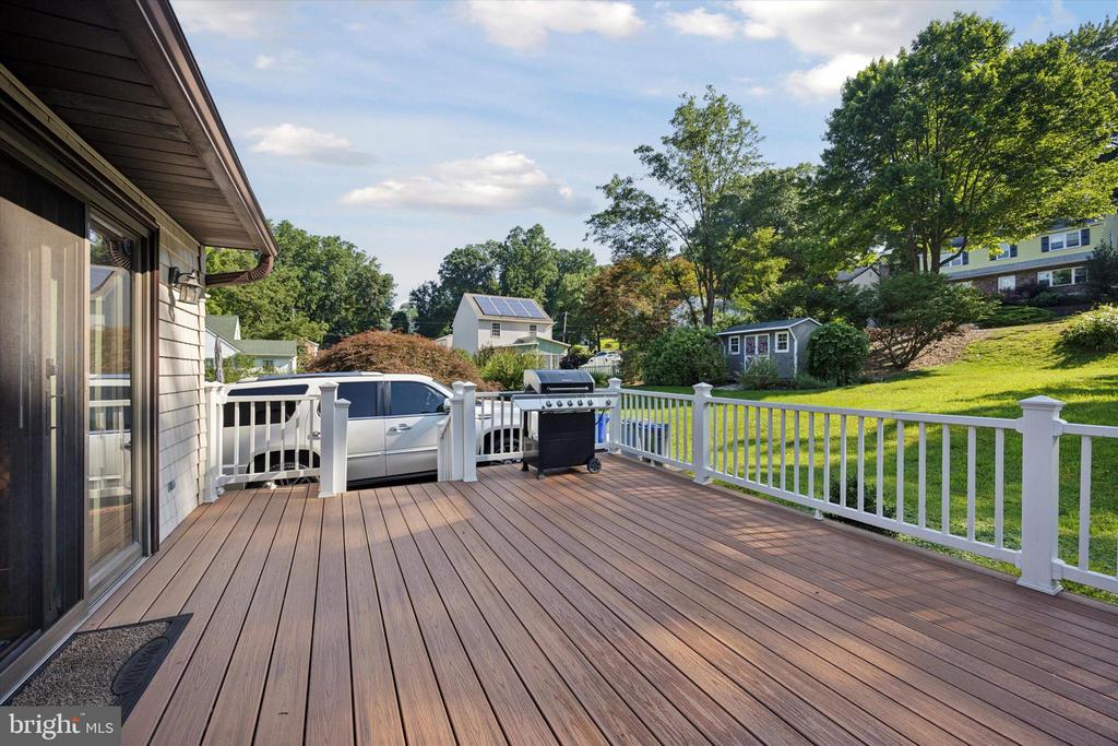647 Glendale Rd