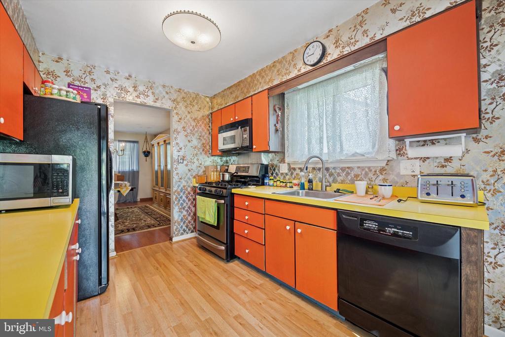 647 Glendale Rd