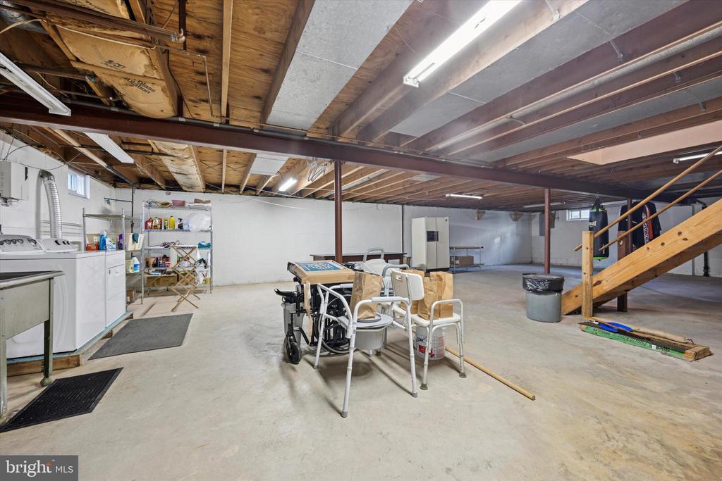 647 Glendale Rd