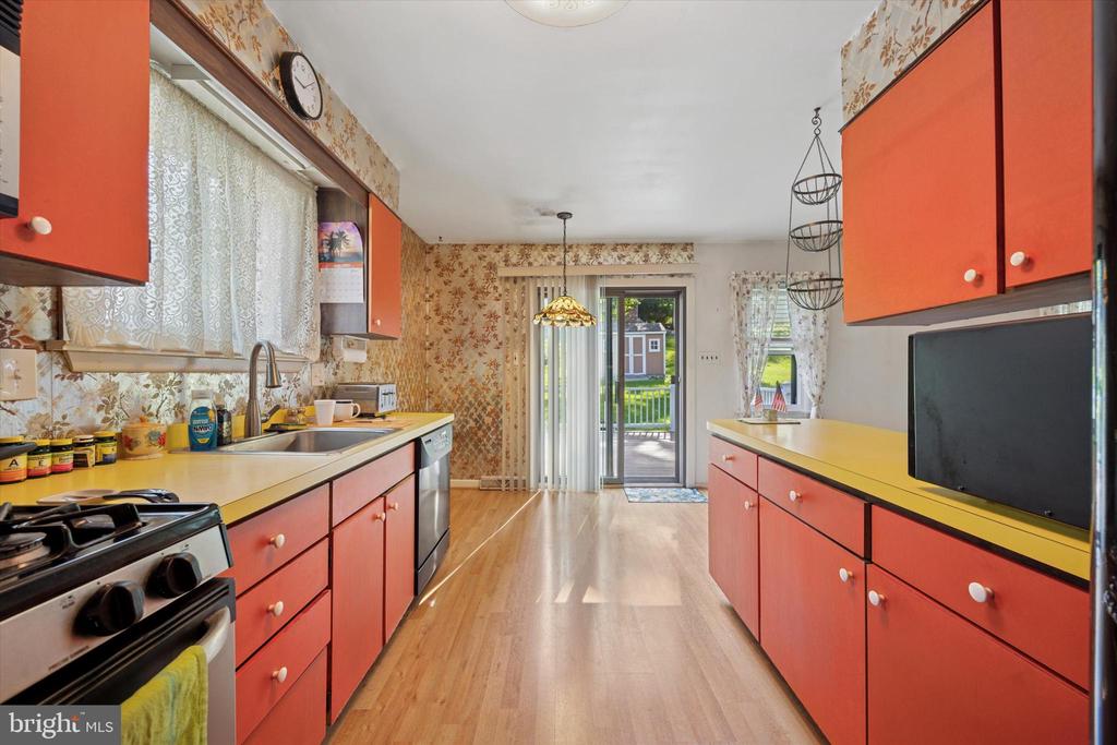 647 Glendale Rd