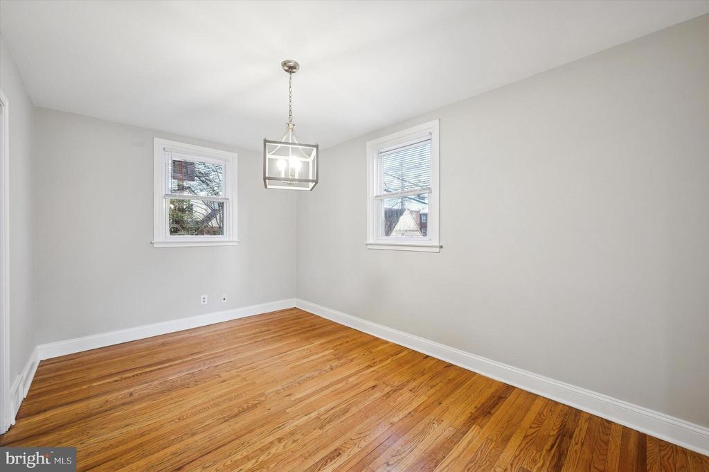 261 WILDE AVENUE