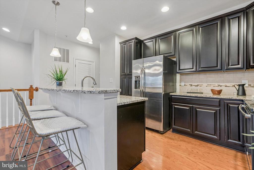 36 EAGLE LANE 18