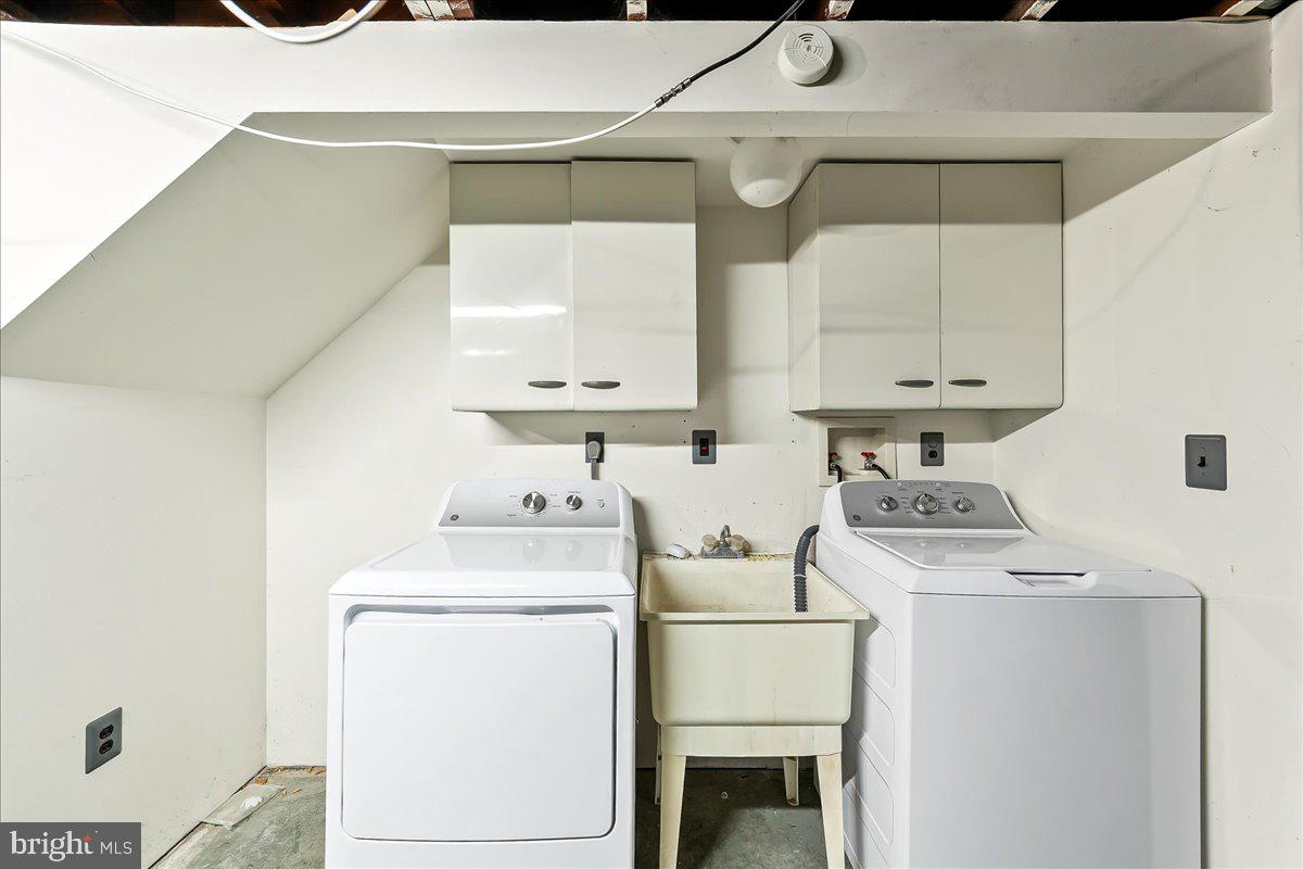 709 MORGAN AVENUE