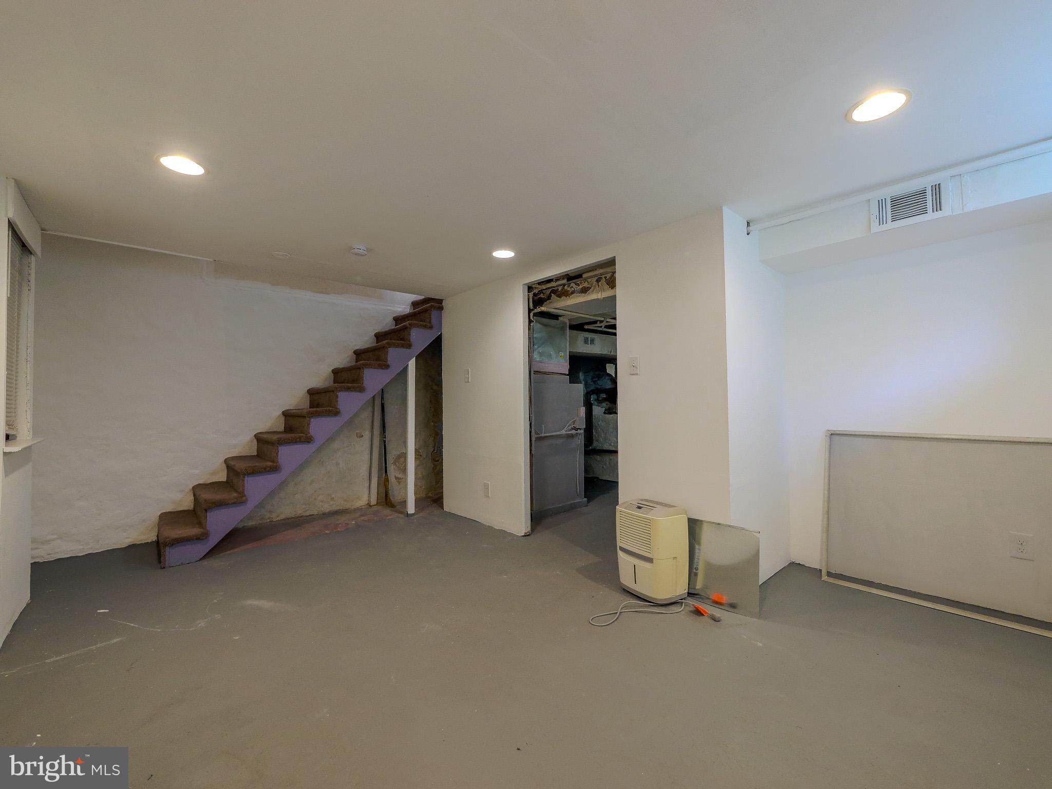 424 HOLMES ROAD