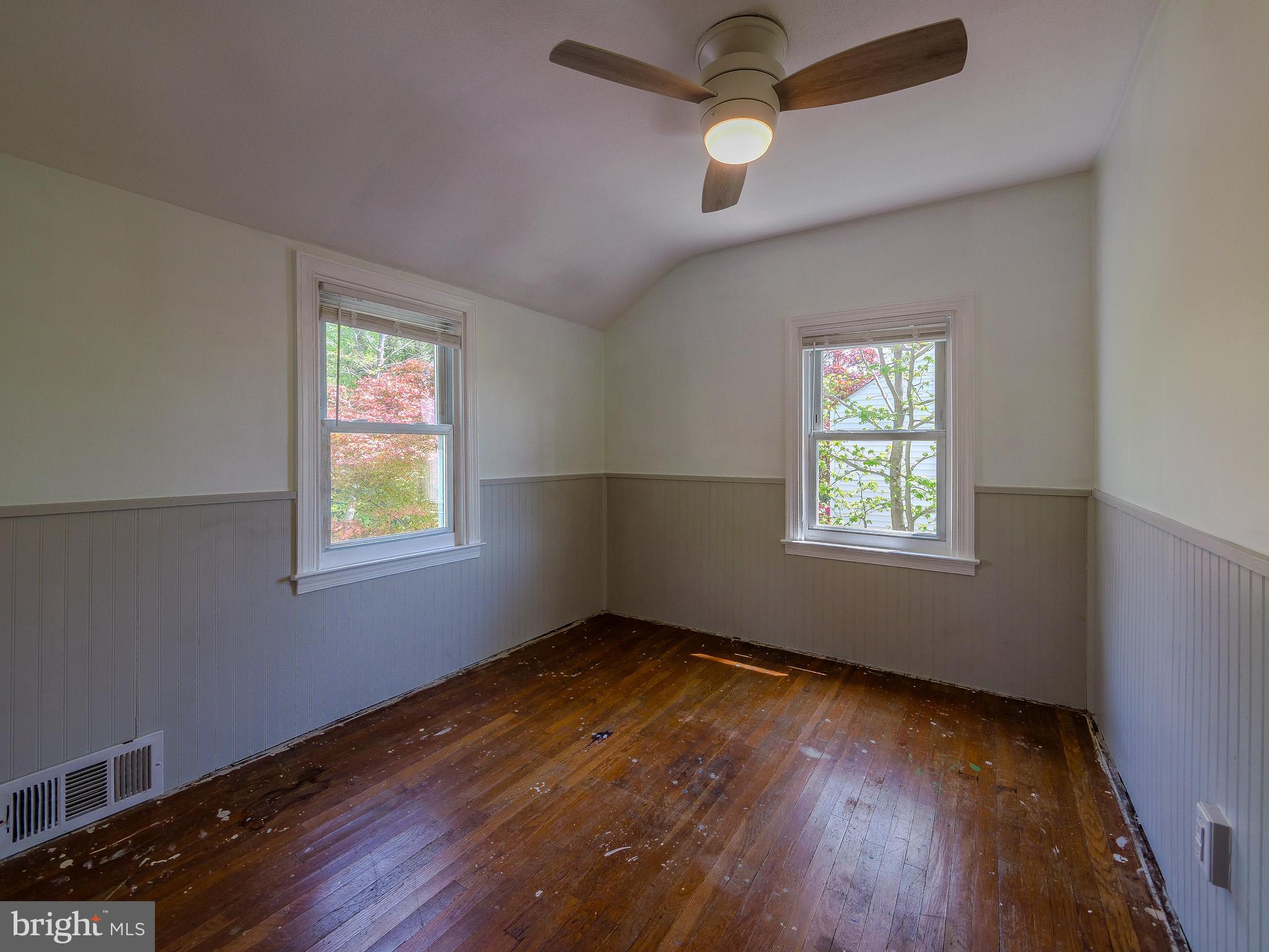 424 HOLMES ROAD