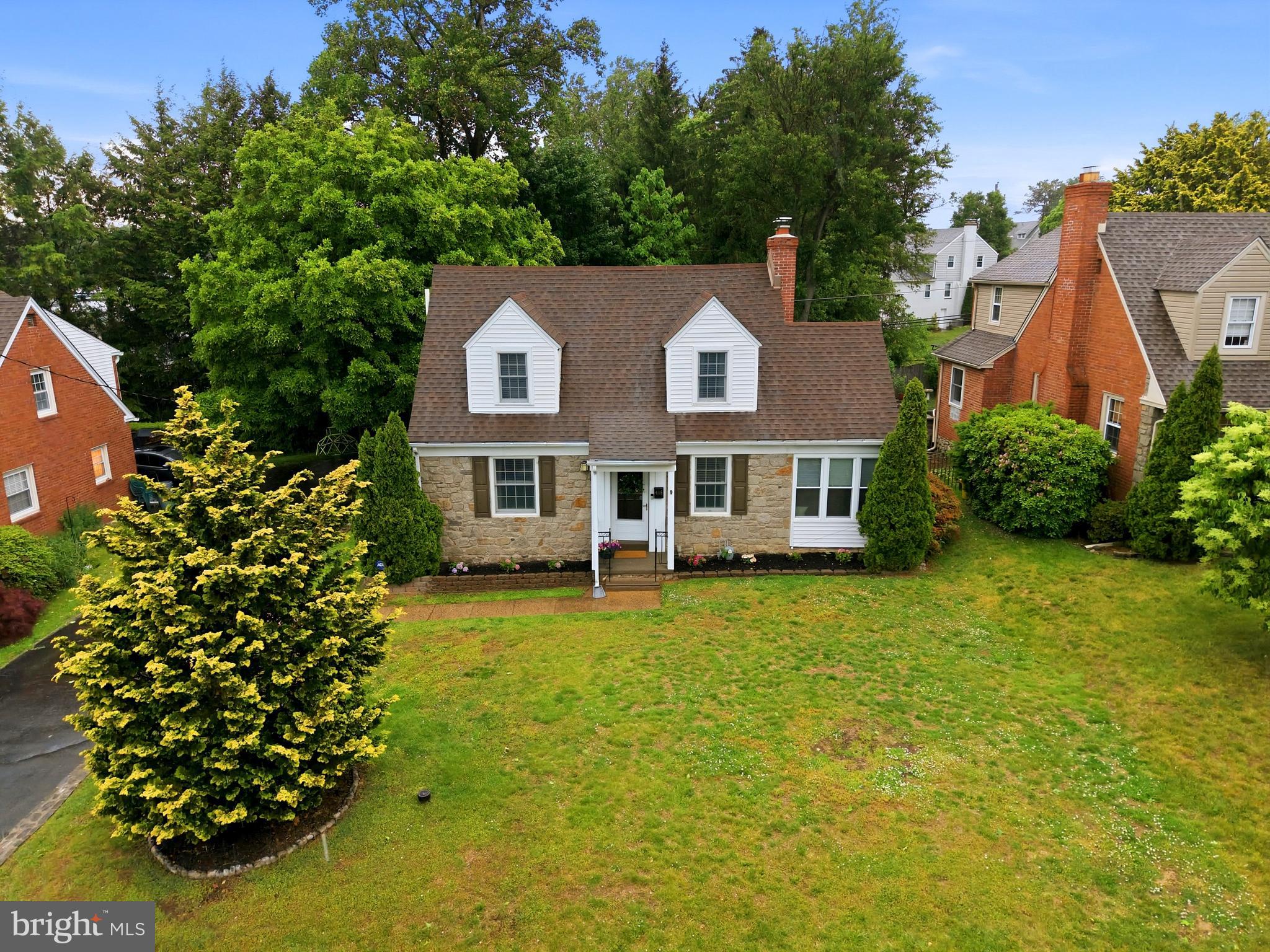 416 GLENDALE CIRCLE