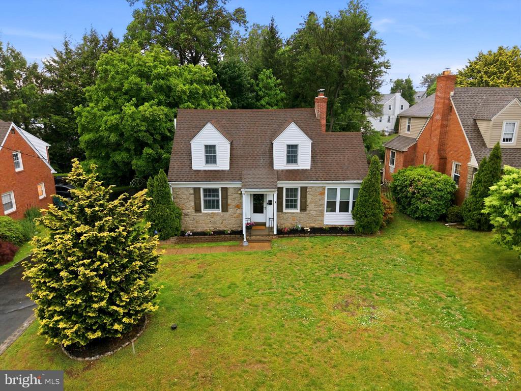 416 GLENDALE CIRCLE