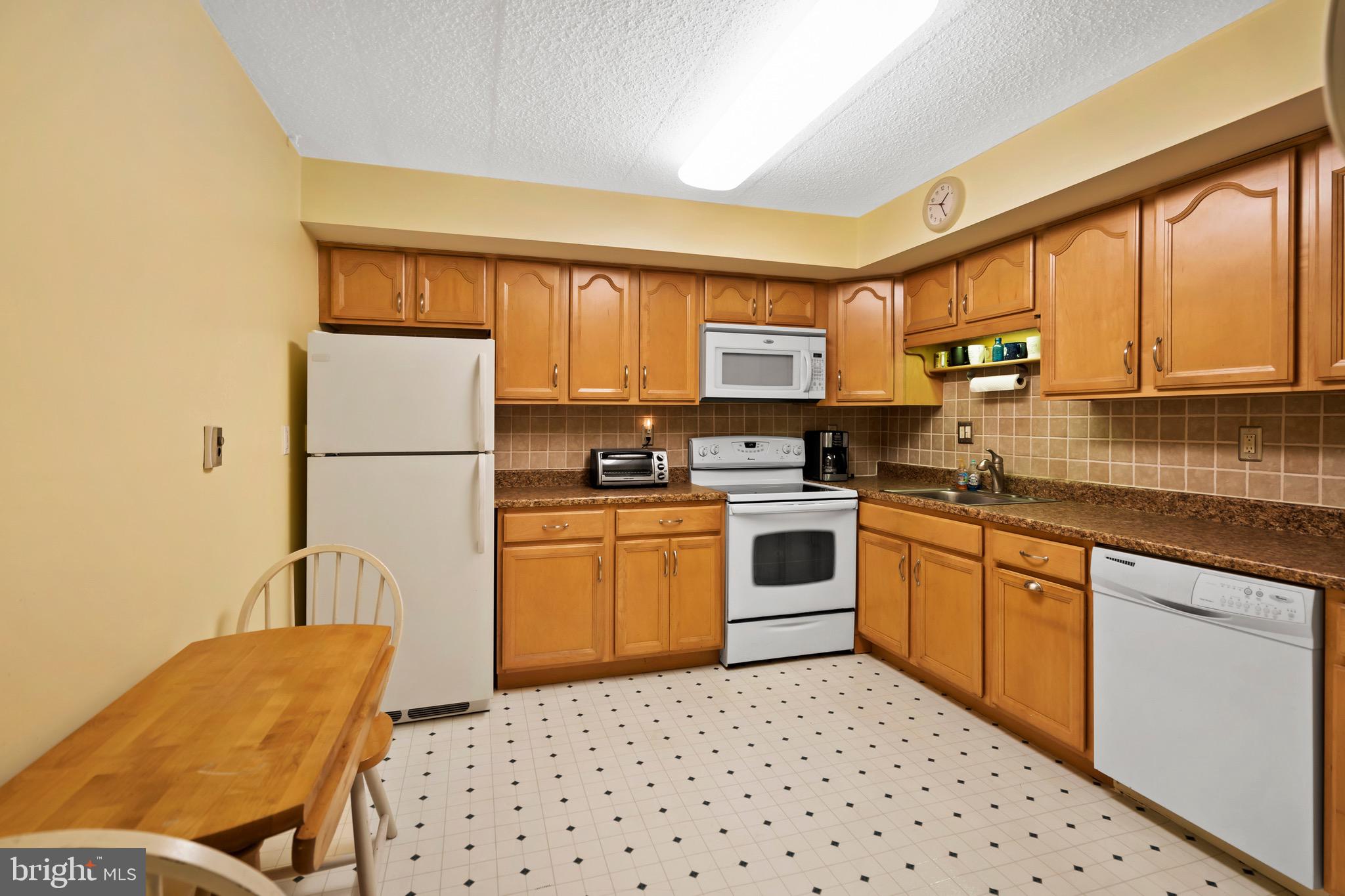 400 GLENDALE ROAD 35C