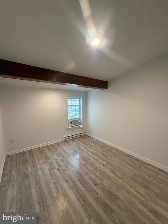 24 MARSHALL AVENUE Unit: 3
