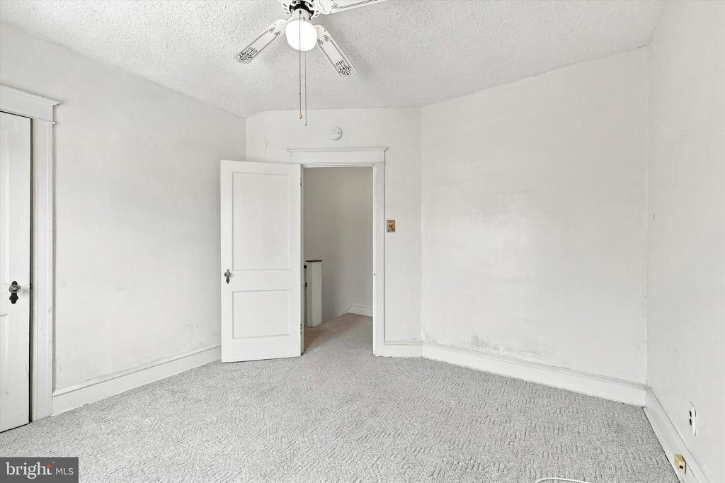 167 W ALBEMARLE AVENUE