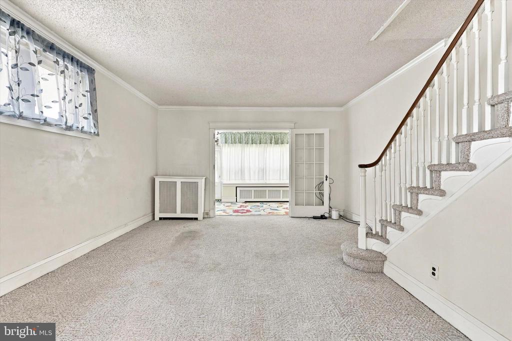 167 W ALBEMARLE AVENUE