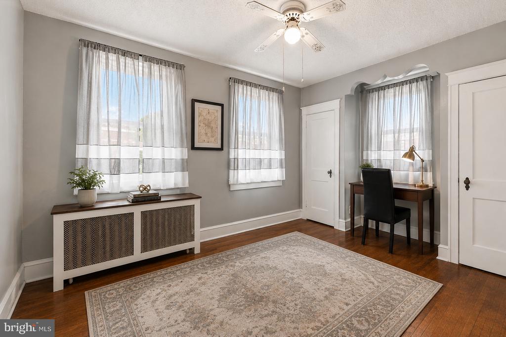 167 W ALBEMARLE AVENUE