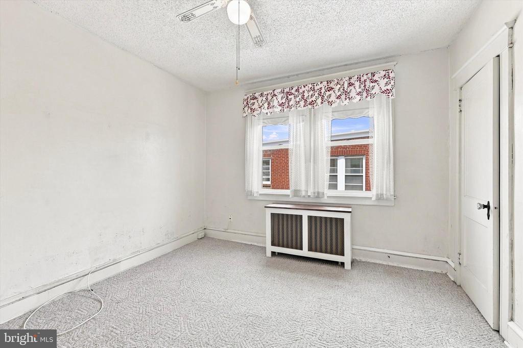 167 W ALBEMARLE AVENUE