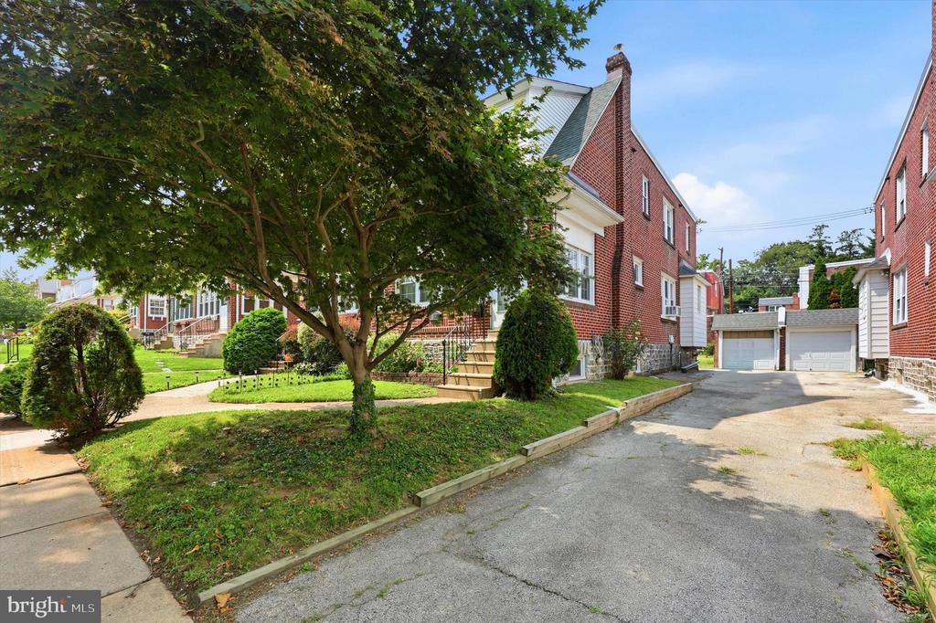 167 W ALBEMARLE AVENUE