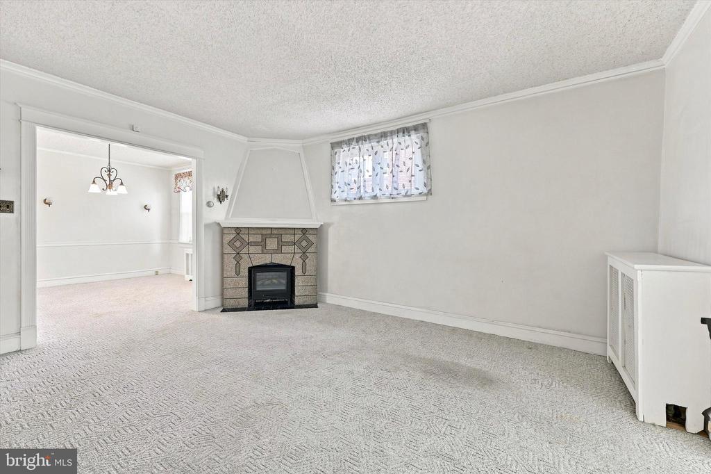167 W ALBEMARLE AVENUE