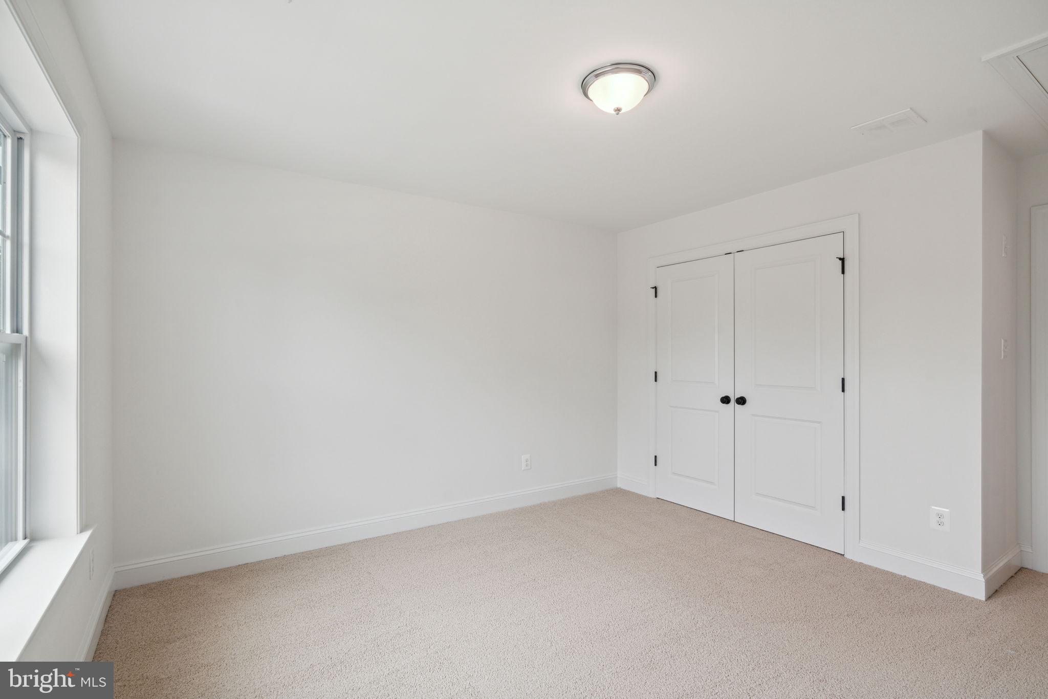 312 Brimfield Cir