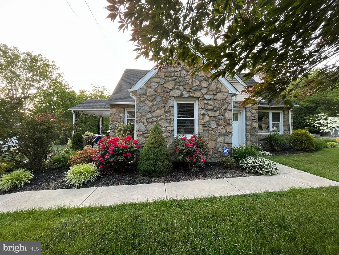 1811 JOHNSON ROAD