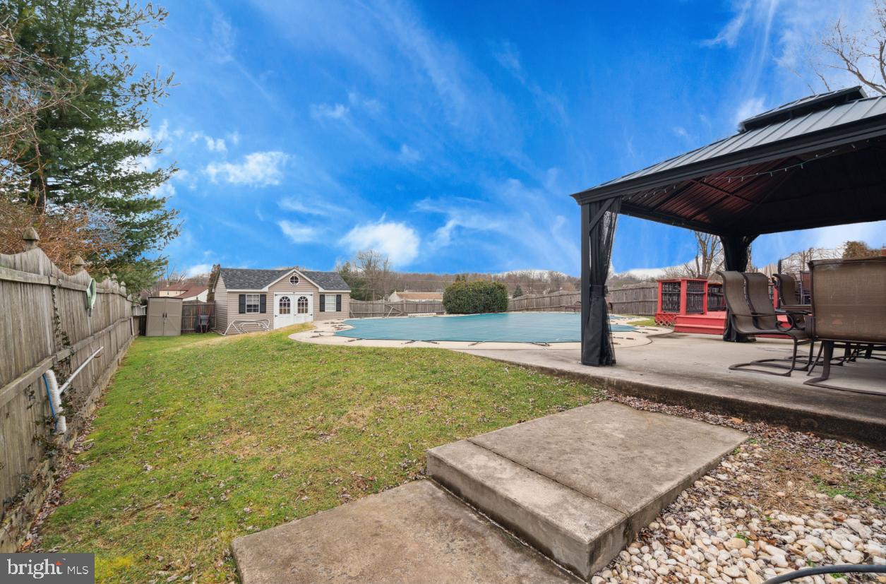 3073 Plymouth Rock Rd