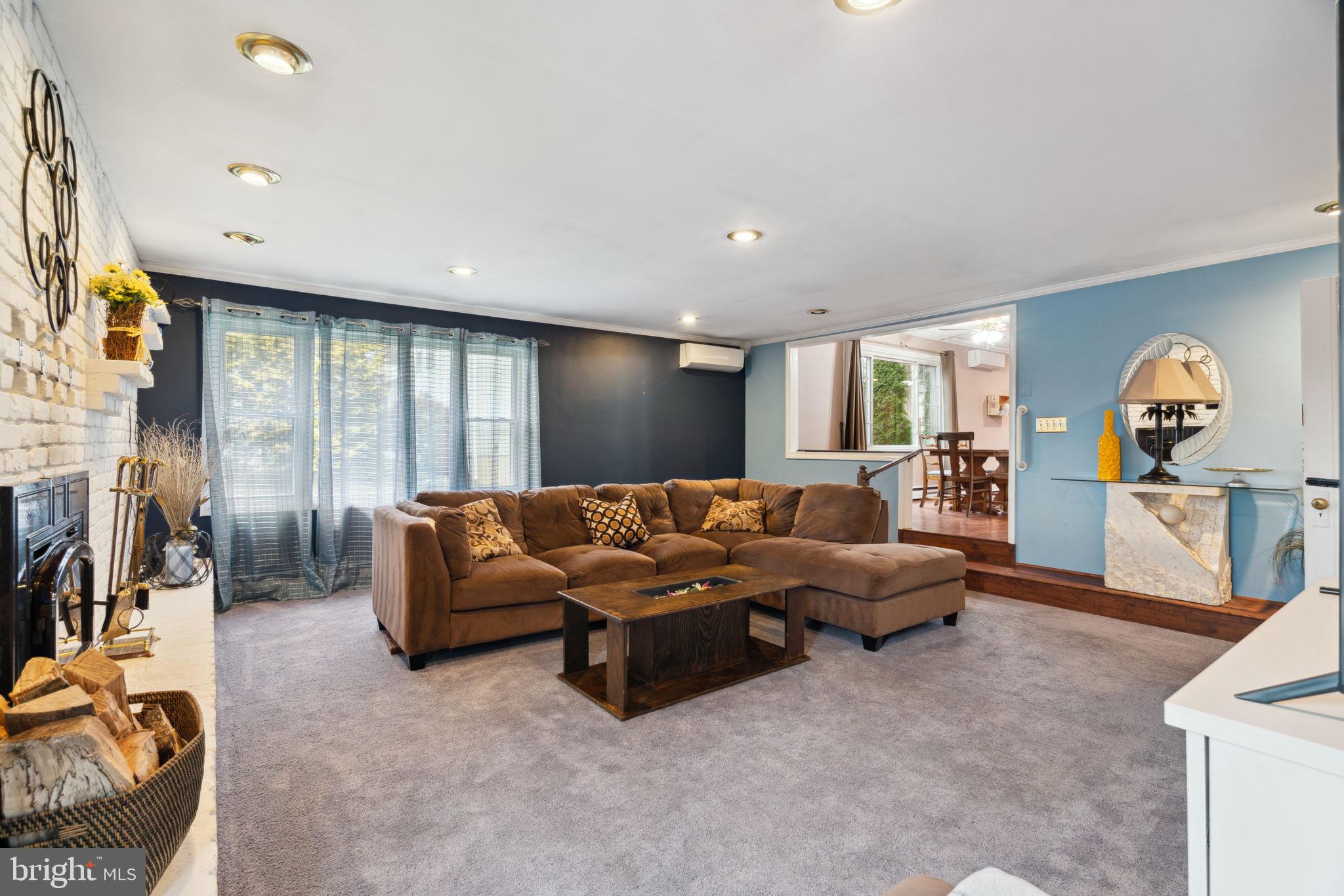 3073 Plymouth Rock Rd