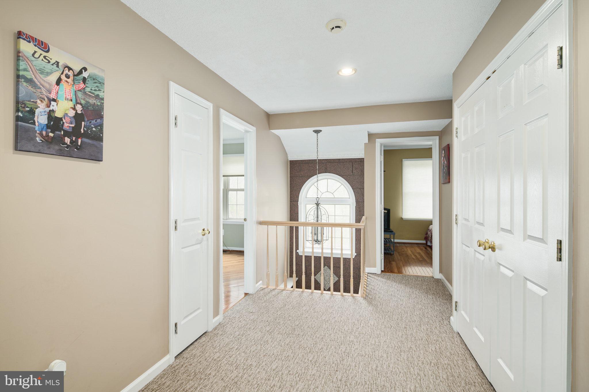 994 JAMIE CT