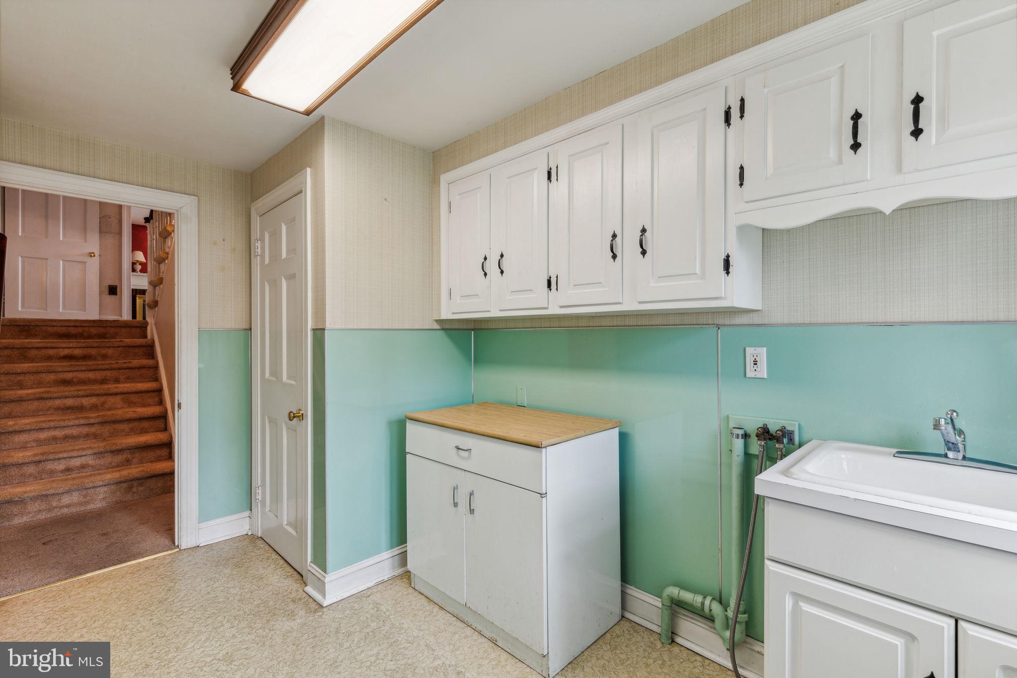 1317 Meetinghouse Rd