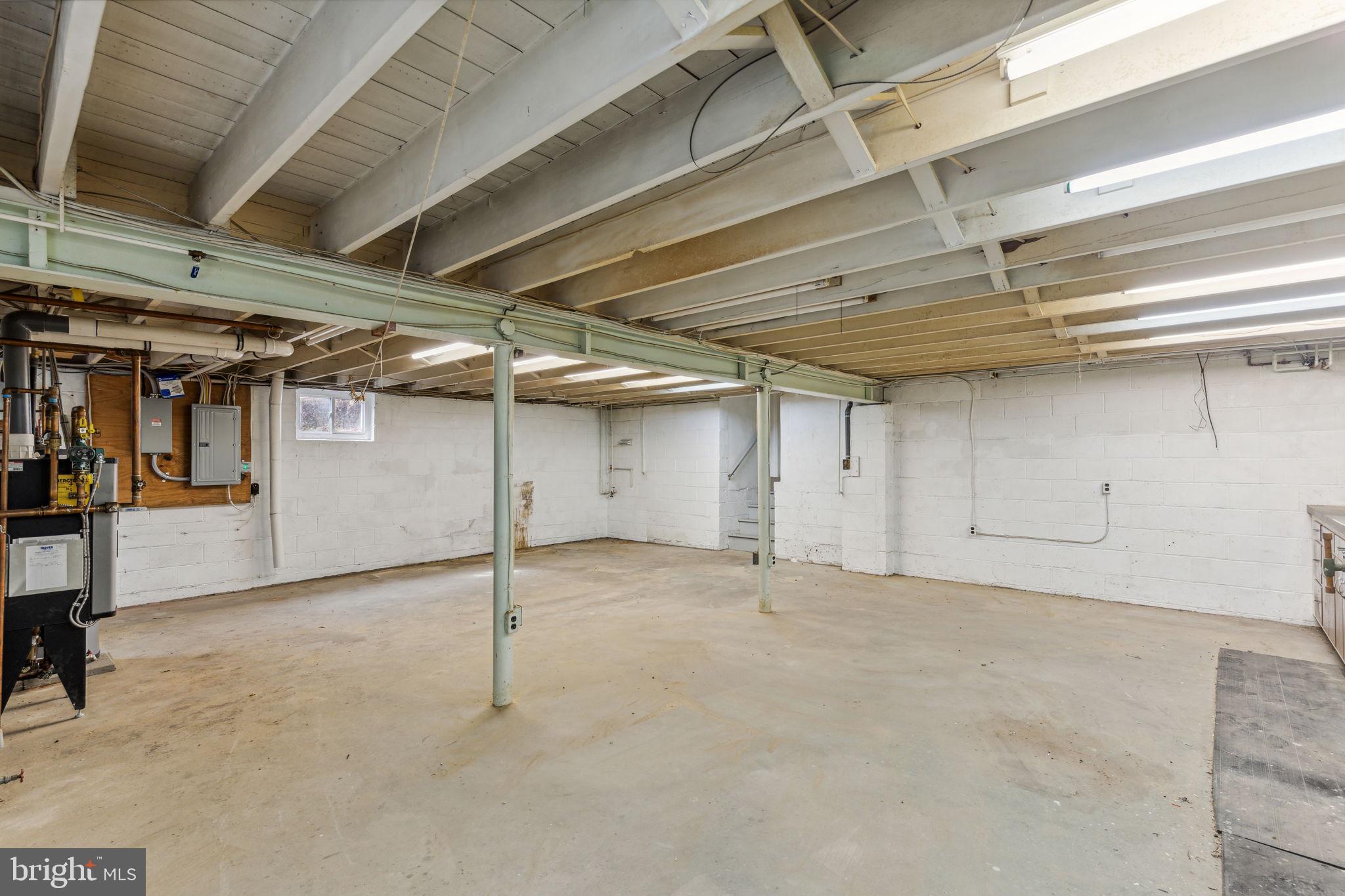 1317 Meetinghouse Rd