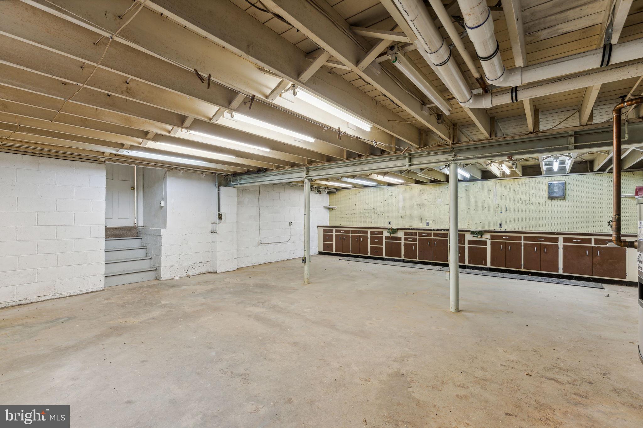 1317 Meetinghouse Rd