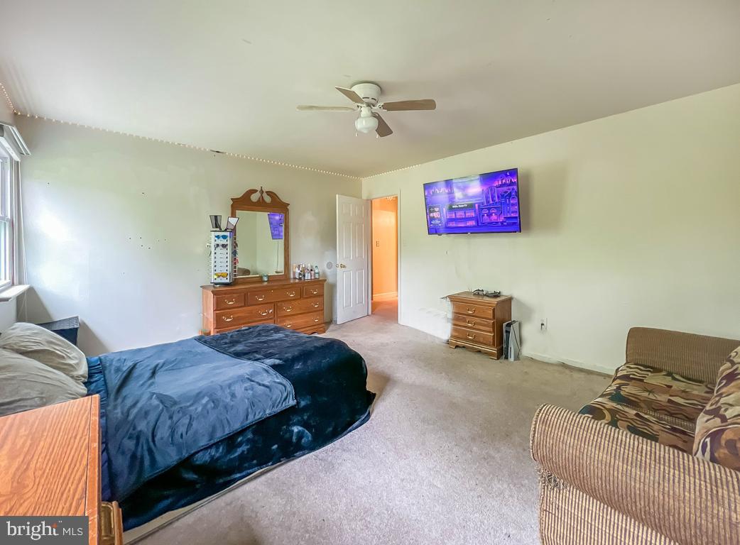 2365 Pioneer Rd