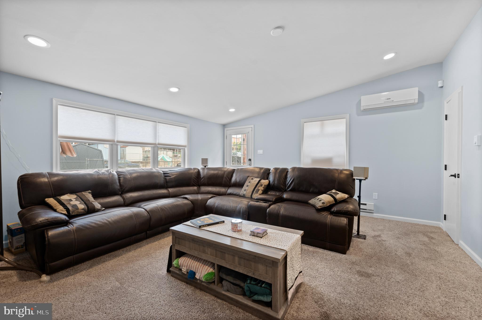 344 W 11th Ave