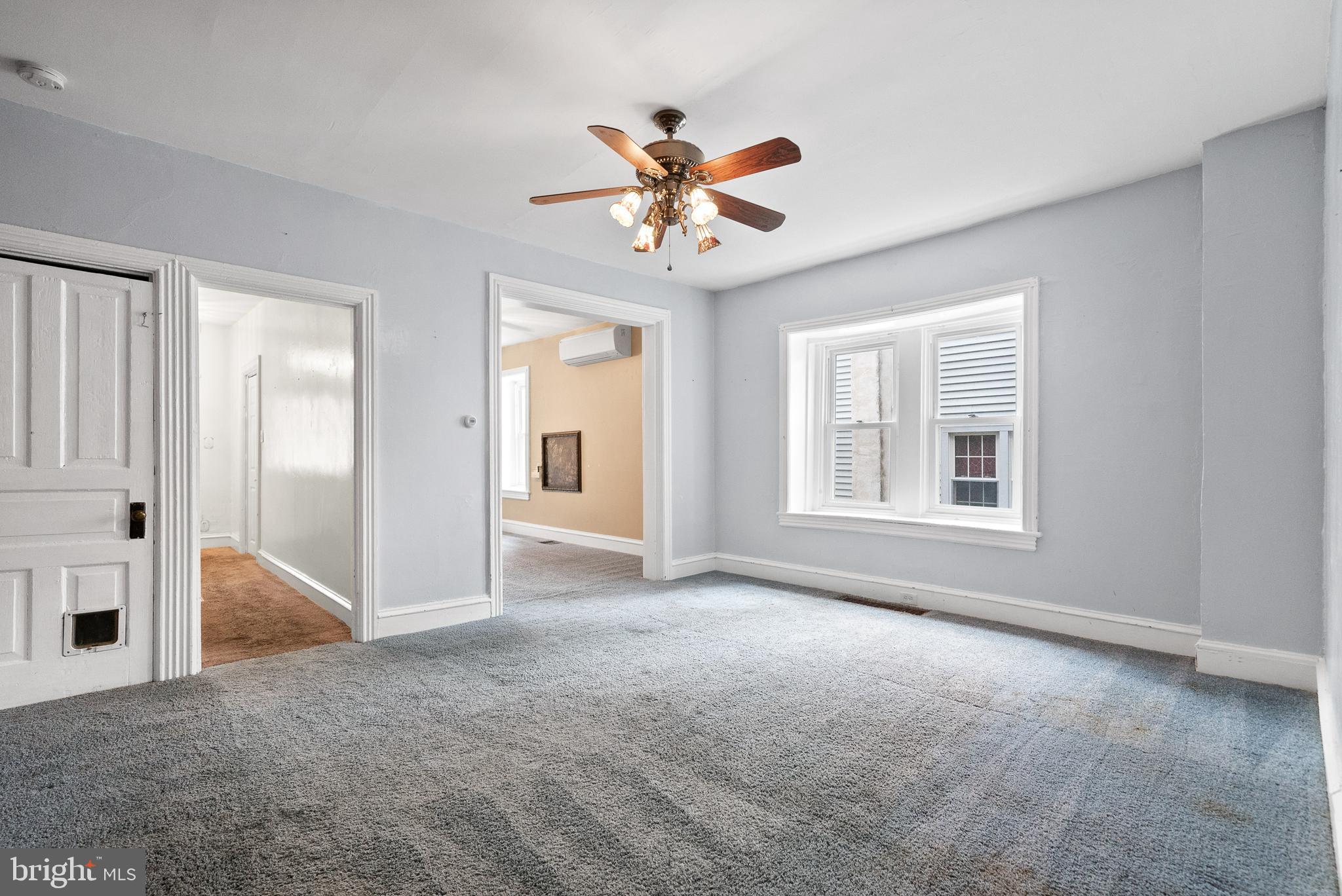 39 N SPRING GARDEN STREET
