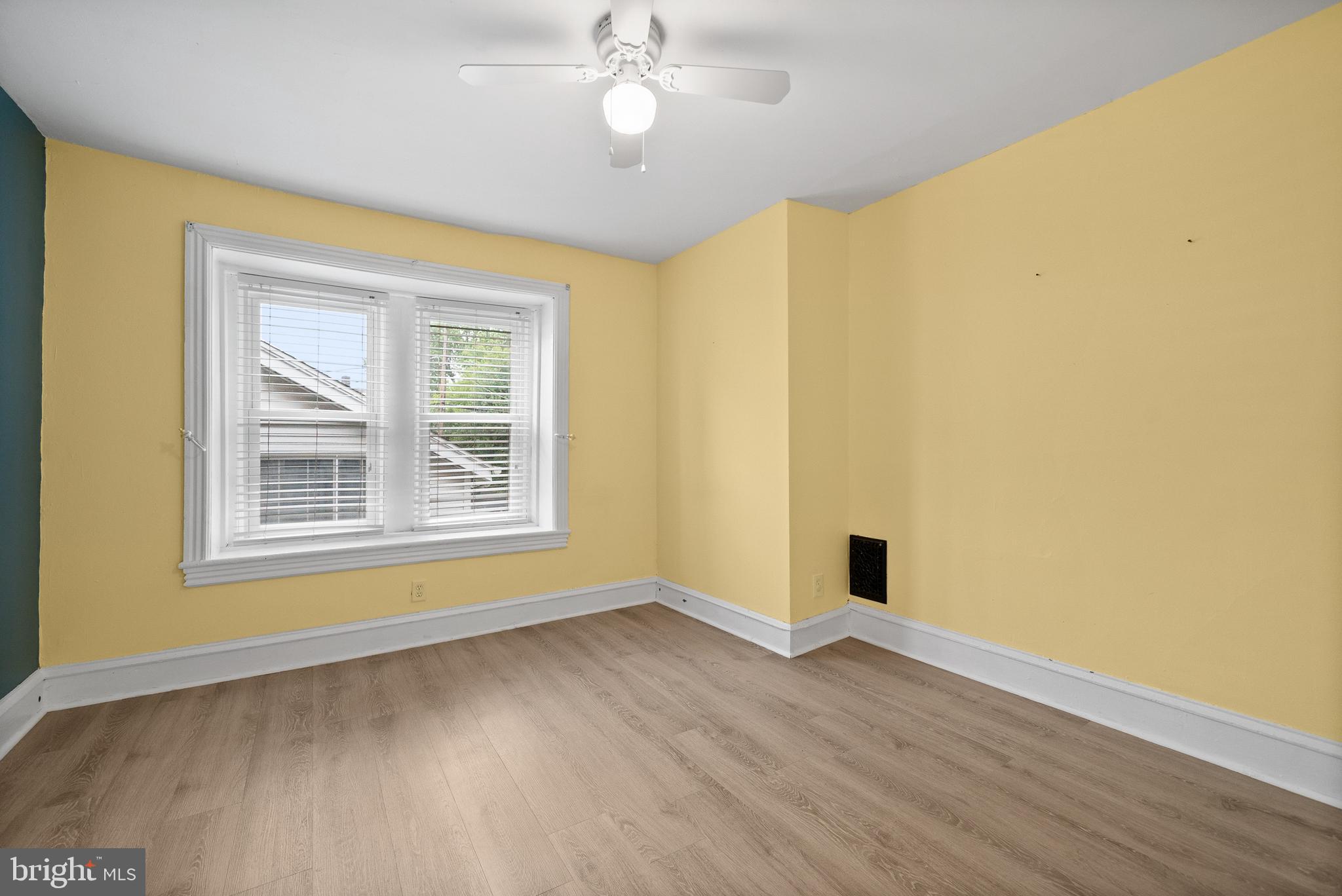 39 N SPRING GARDEN STREET