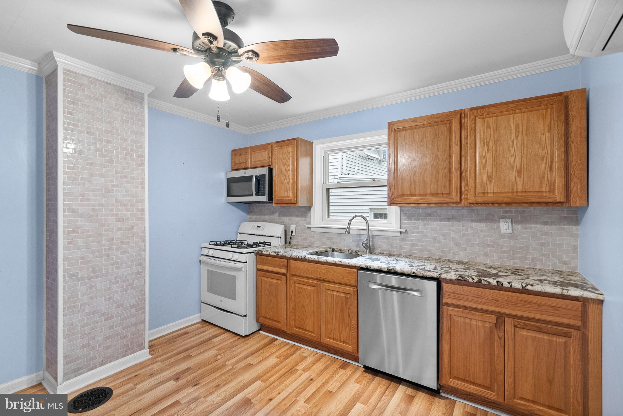39 N SPRING GARDEN STREET