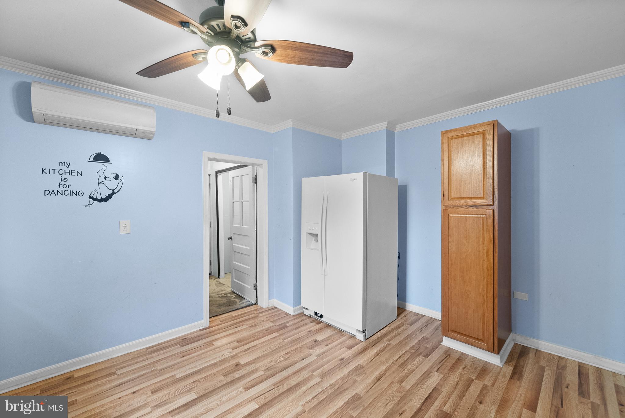 39 N SPRING GARDEN STREET
