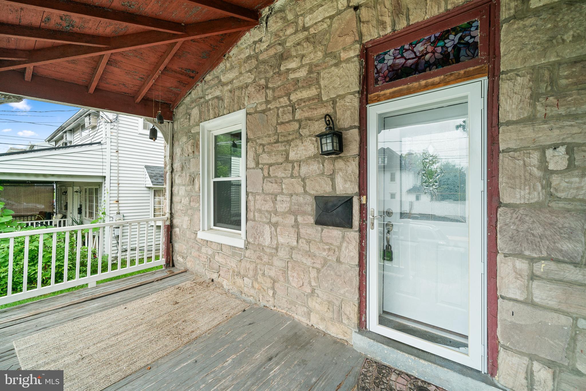 39 N SPRING GARDEN STREET