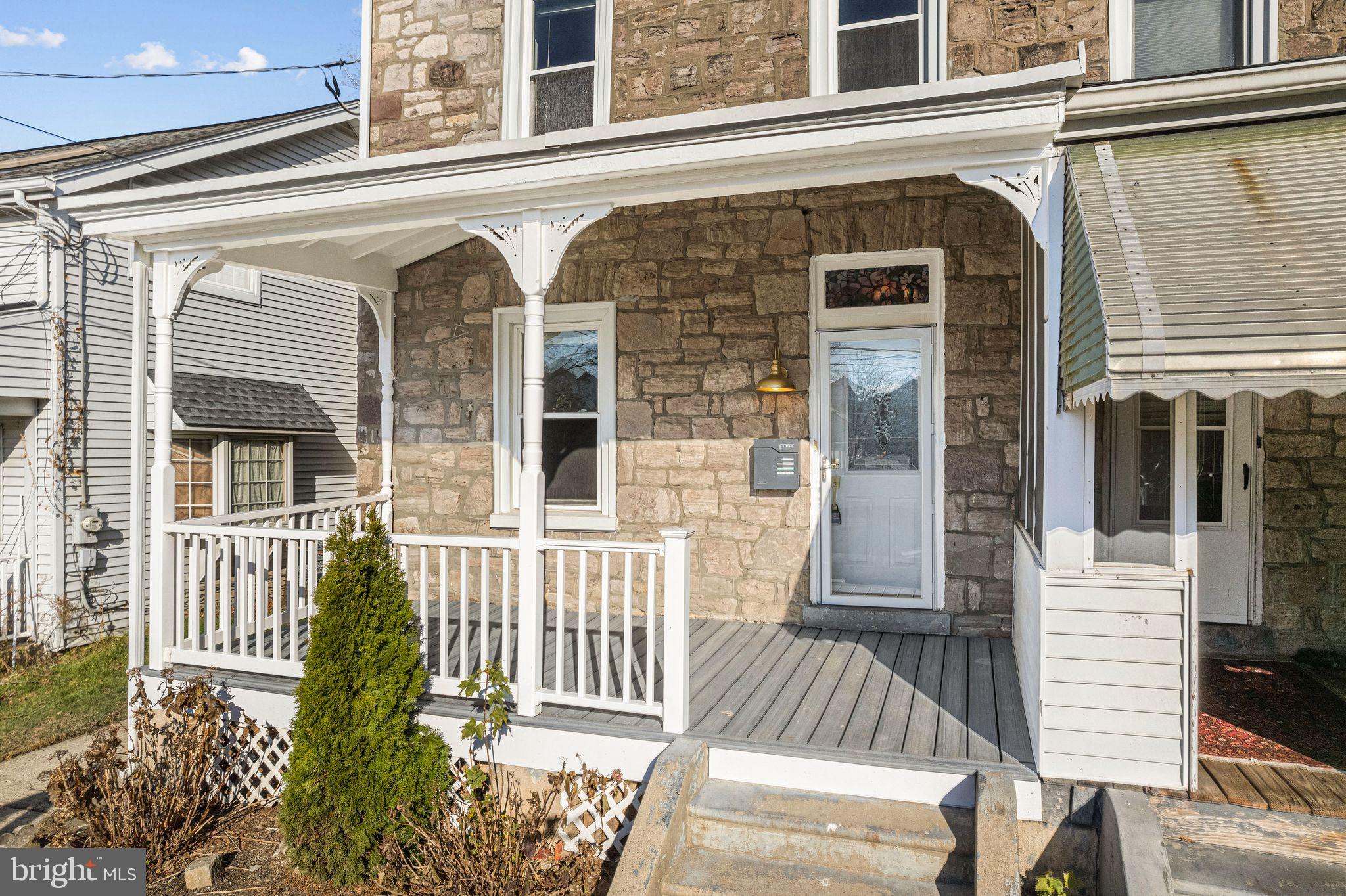 39 N SPRING GARDEN STREET