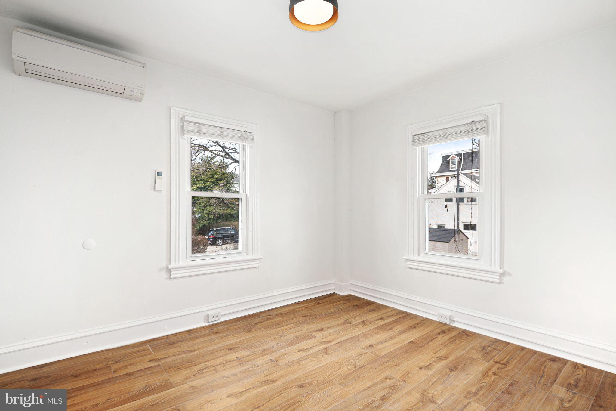 39 N SPRING GARDEN STREET
