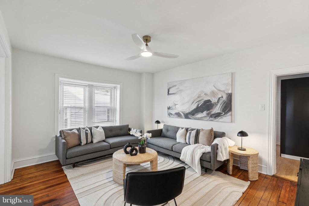 39 N SPRING GARDEN STREET