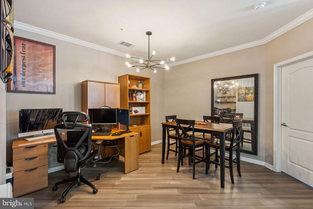 350 W Elm St #3006