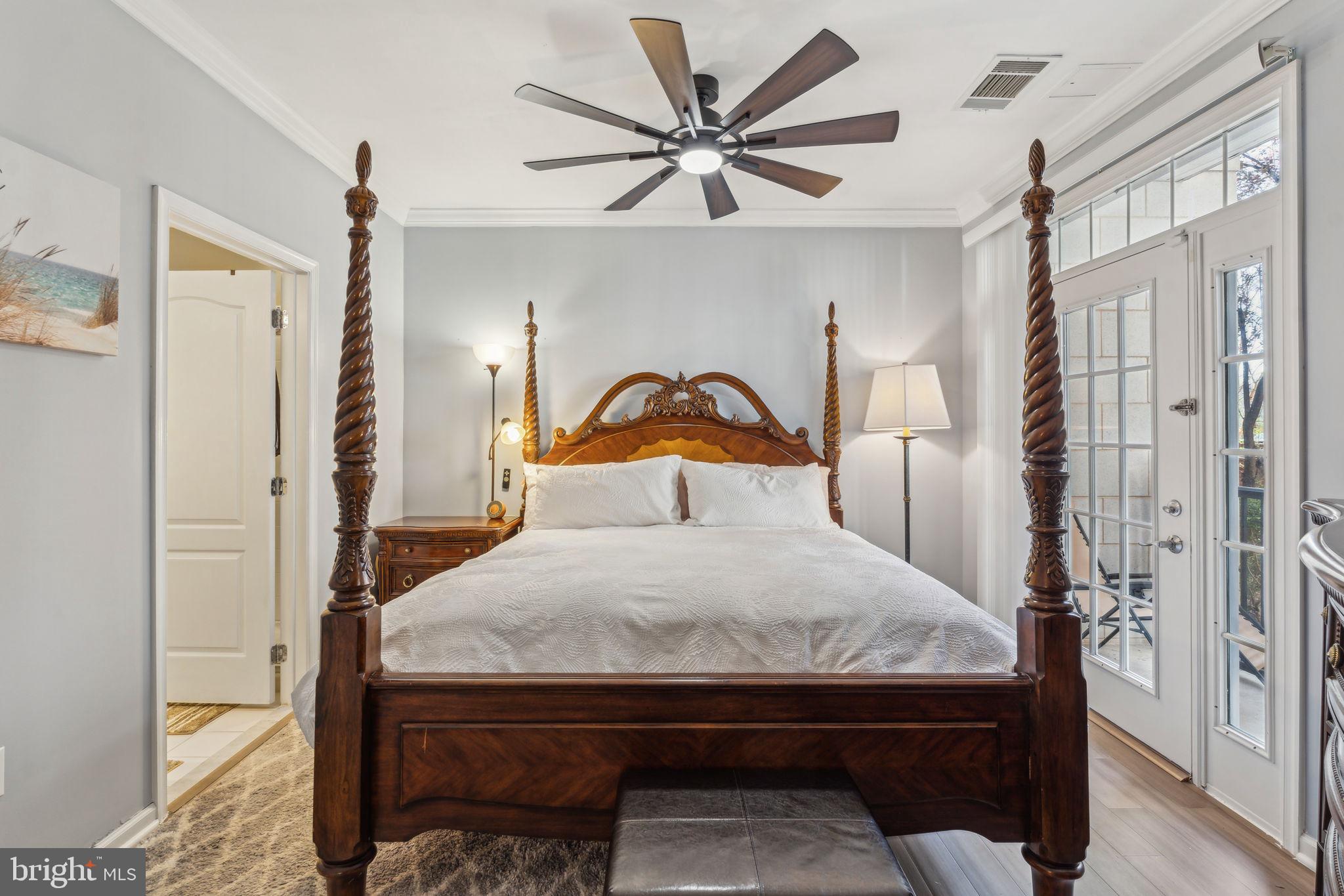 350 W Elm St #3006